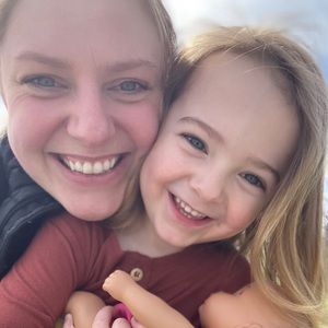 Meet your Posher, Caitlyn